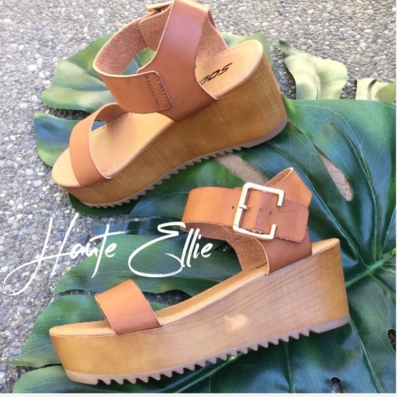 AYLA- Ankle Strap Wedge Sandal - Picture 7 of 8
